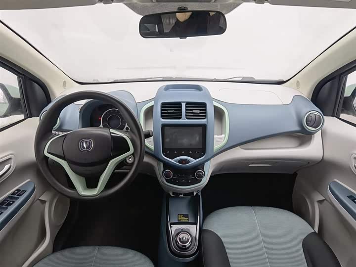 Фото 5 - Changan BenBen E-Star