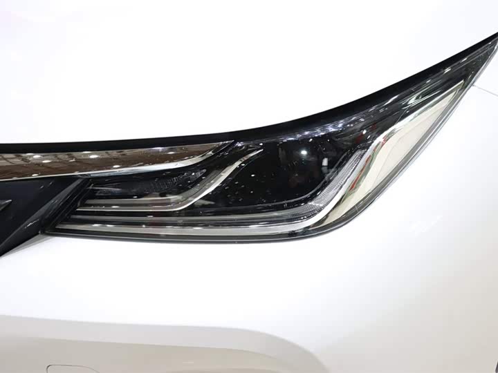 Фото 7 - Toyota Allion