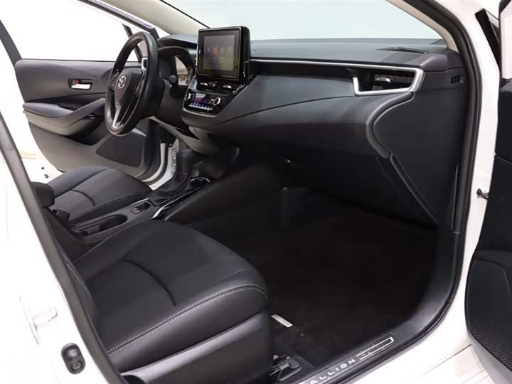 Фото 8 - Toyota Allion