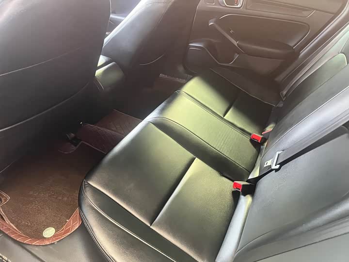 Фото 6 - Honda Civic