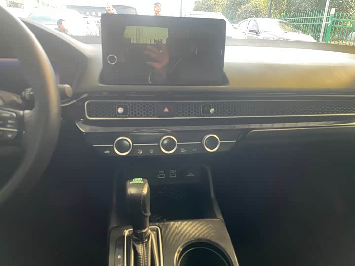 Фото 7 - Honda Civic