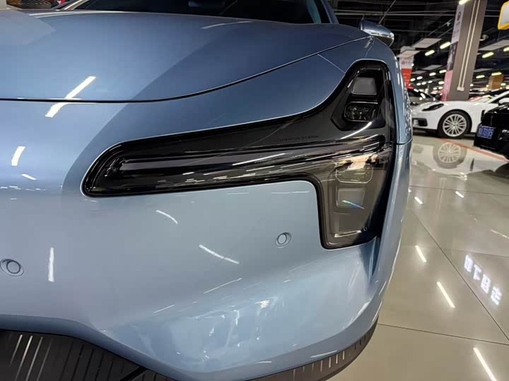 Фото 4 - XPeng Mona M03