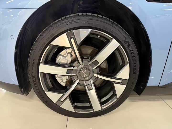 Фото 5 - XPeng Mona M03