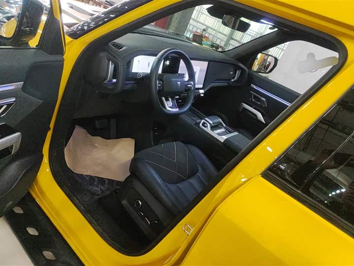 Фото 9 - Changan Deepal G318