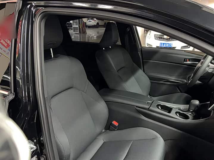 Фото 3 - Toyota Avalon