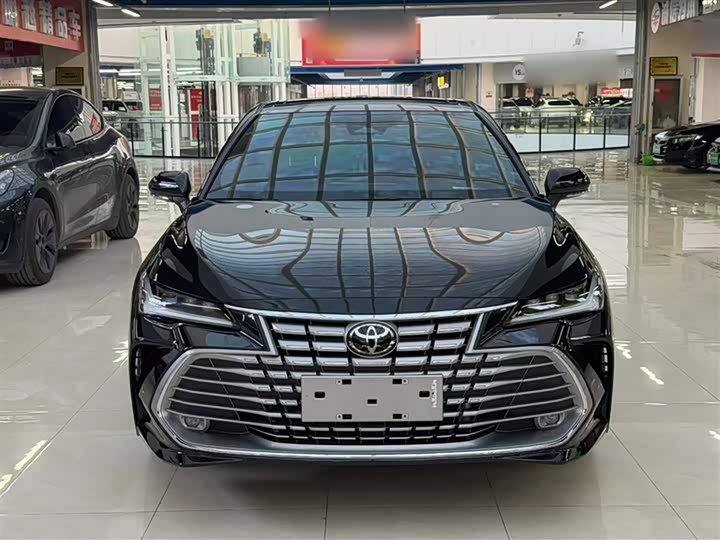 Фото 6 - Toyota Avalon