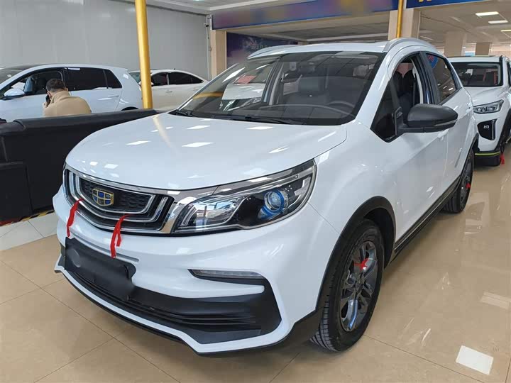 Фото 2 - Geely Vision X3