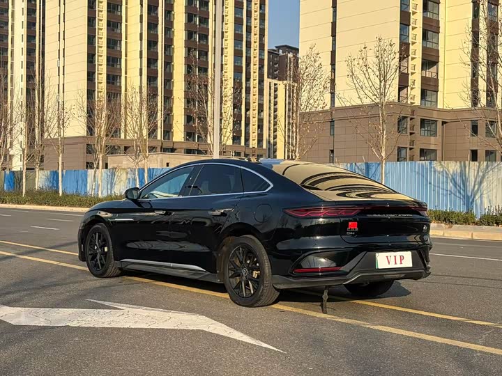 Фото 7 - BYD Han