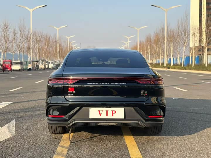 Фото 8 - BYD Han