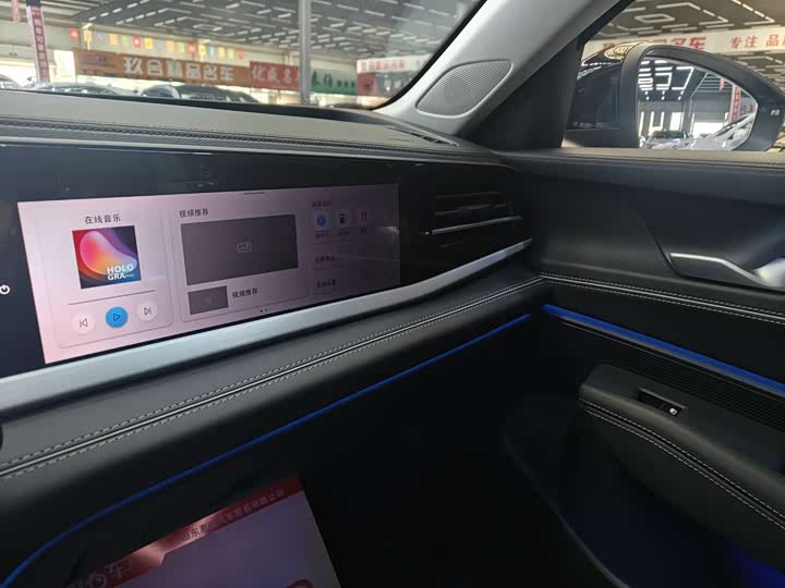 Фото 8 - Volkswagen Passat