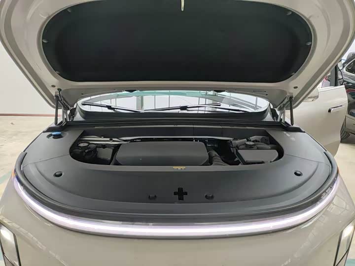 Фото 4 - LiXiang L6