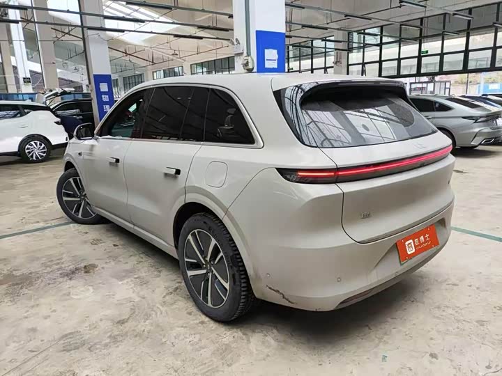 Фото 9 - LiXiang L6