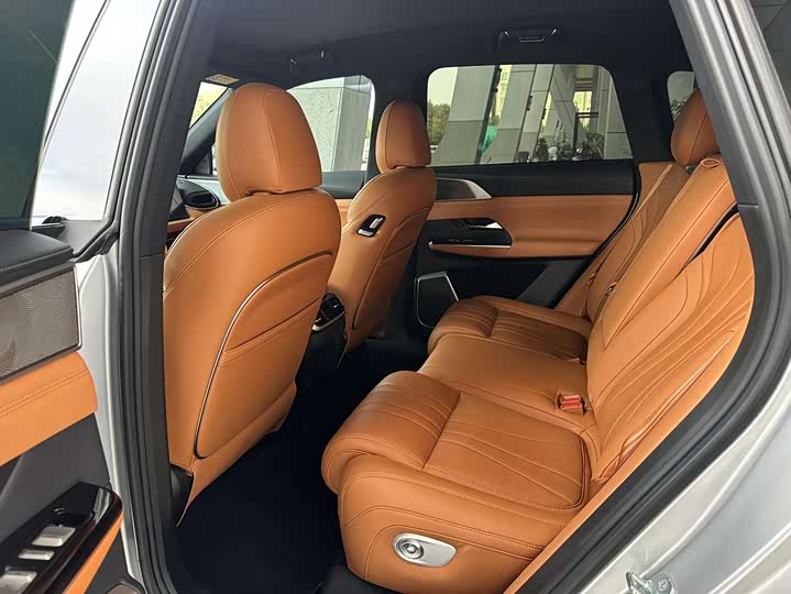 Фото 6 - XPeng G9