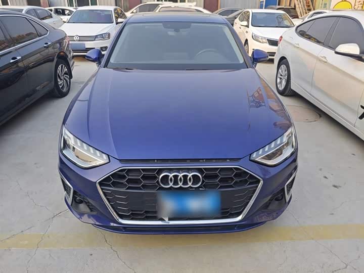 Фото 3 - Audi A4L