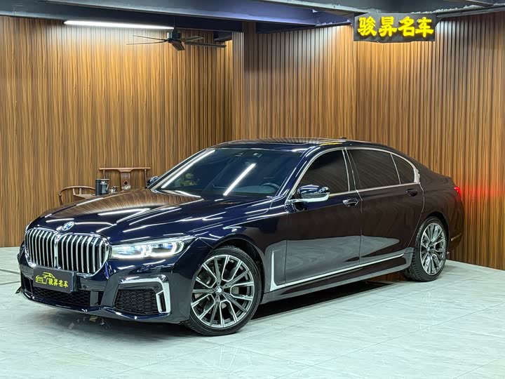 Фото 1 - BMW 7 Series