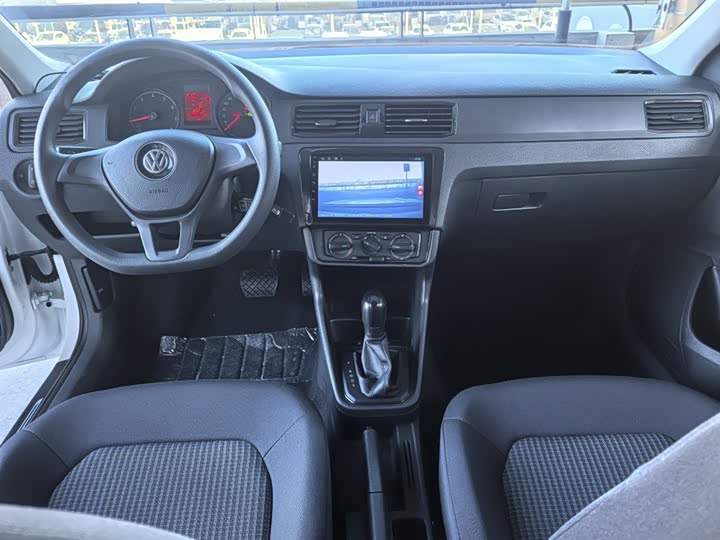 Фото 4 - Volkswagen Santana