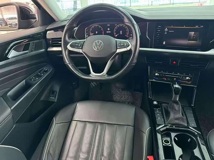 Фото 5 - Volkswagen Passat