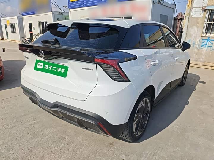 Фото 7 - MG Motor 4 EV