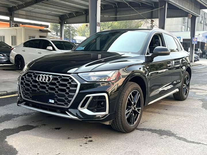 Фото 3 - Audi Q5L