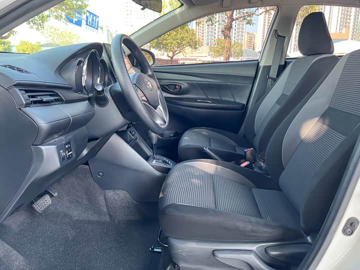 Фото 4 - Toyota Vios FS