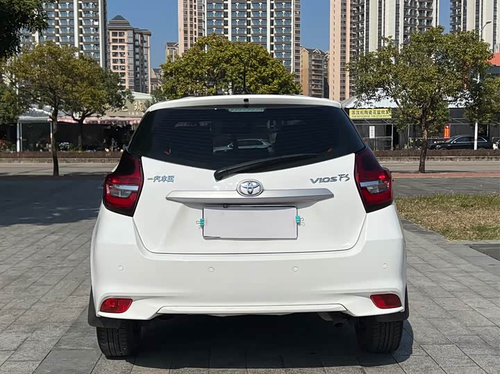 Фото 8 - Toyota Vios FS