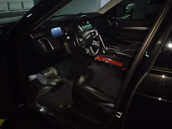 Фото 9 - Land Rover Discovery