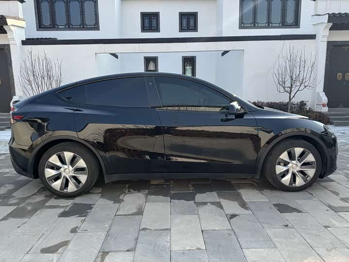 Фото 5 - Tesla Model Y