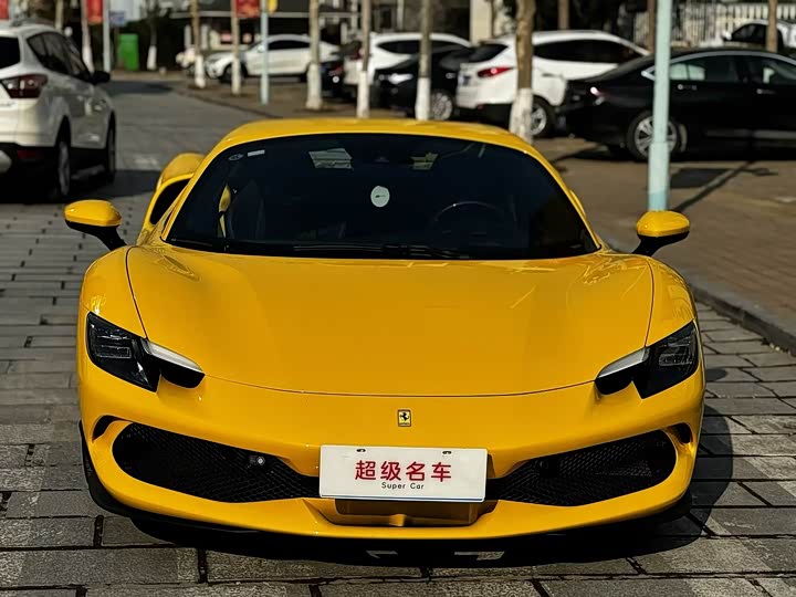 Фото 1 - Ferrari 296