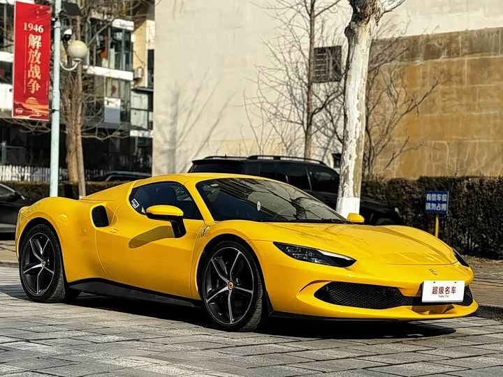 Фото 2 - Ferrari 296