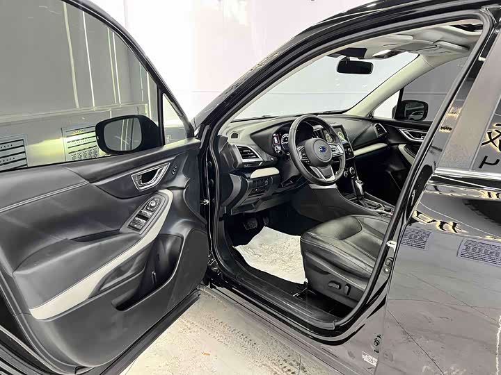 Фото 6 - Subaru Forester