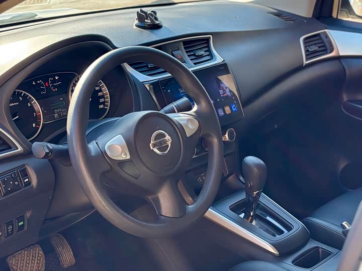 Фото 4 - Nissan Sylphy