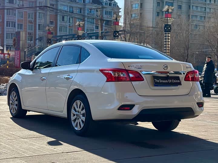 Фото 8 - Nissan Sylphy