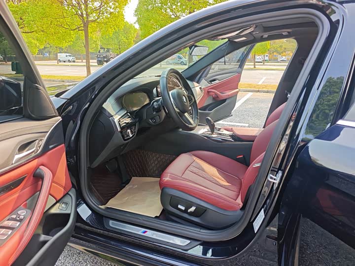 Фото 4 - BMW 5 Series