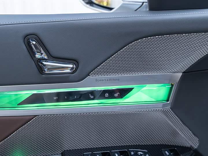 Фото 7 - BMW 7 Series