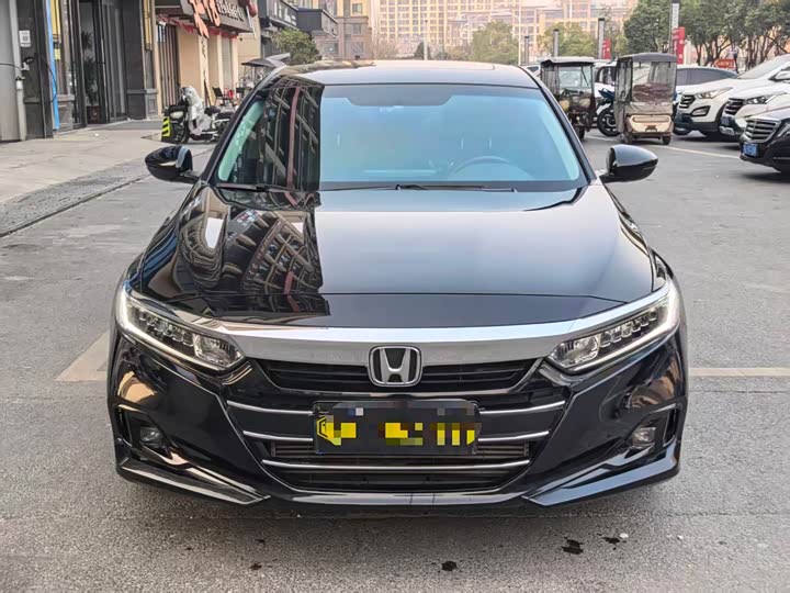 Фото 2 - Honda Accord