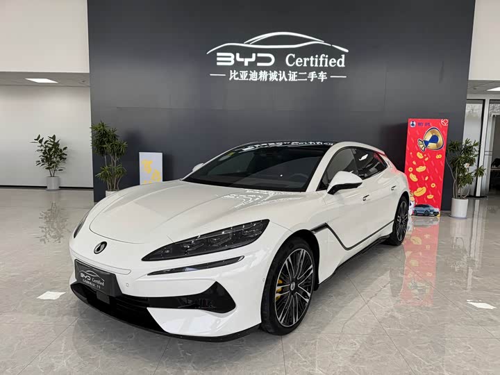 Фото 1 - Denza Z9GT