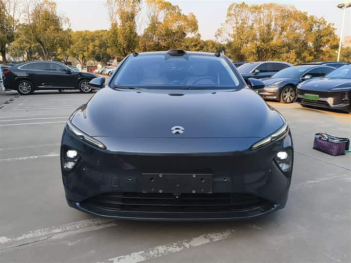 Фото 3 - Nio ET7