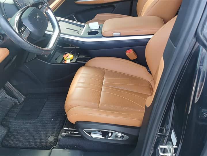 Фото 9 - XPeng G9