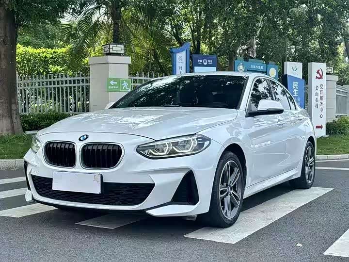 Фото 1 - BMW 1 Series