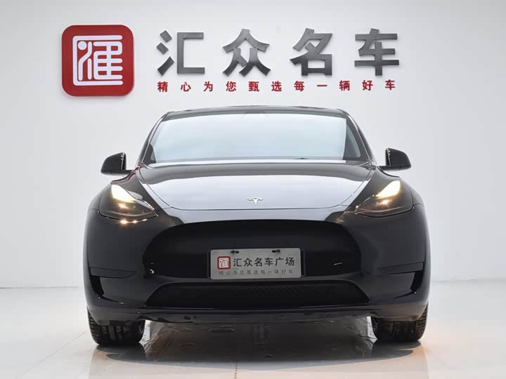 Фото 2 - Tesla Model Y