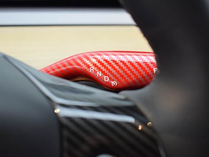 Фото 9 - Tesla Model Y