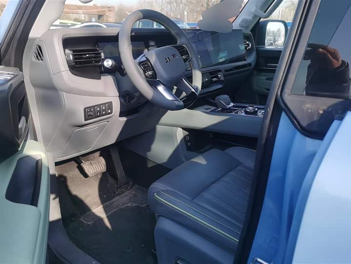 Фото 9 - BAIC Beijing BJ40 Hybrid