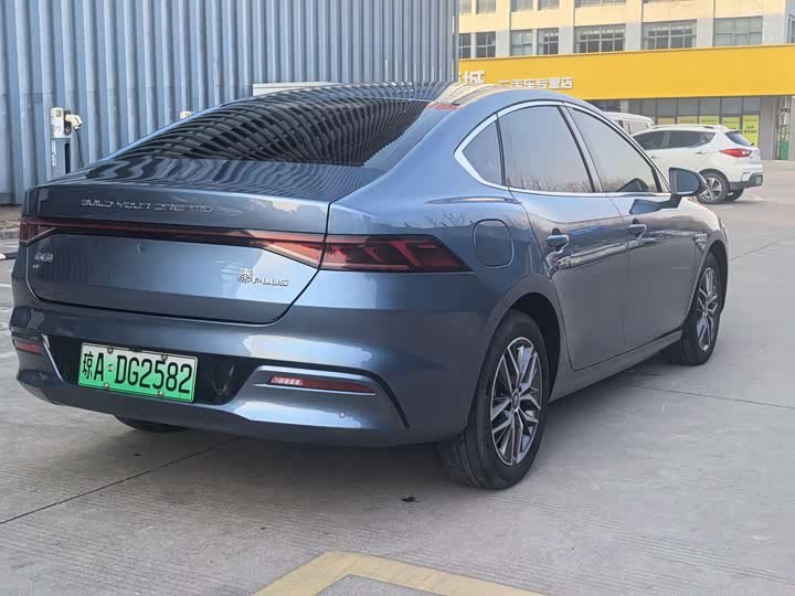 Фото 9 - BYD Qin Plus