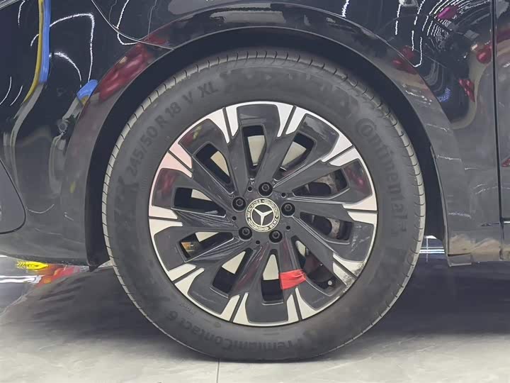 Фото 4 - Mercedes-Benz V-Class