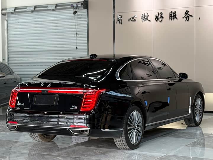 Фото 7 - Hongqi H9
