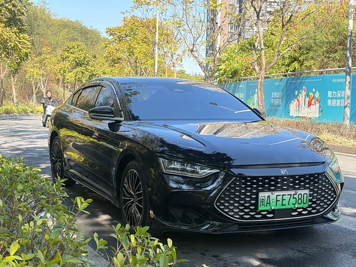 Фото 3 - BYD Han