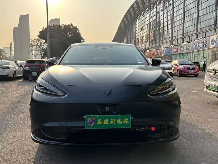 Фото 2 - BAIC Arcfox Alpha S