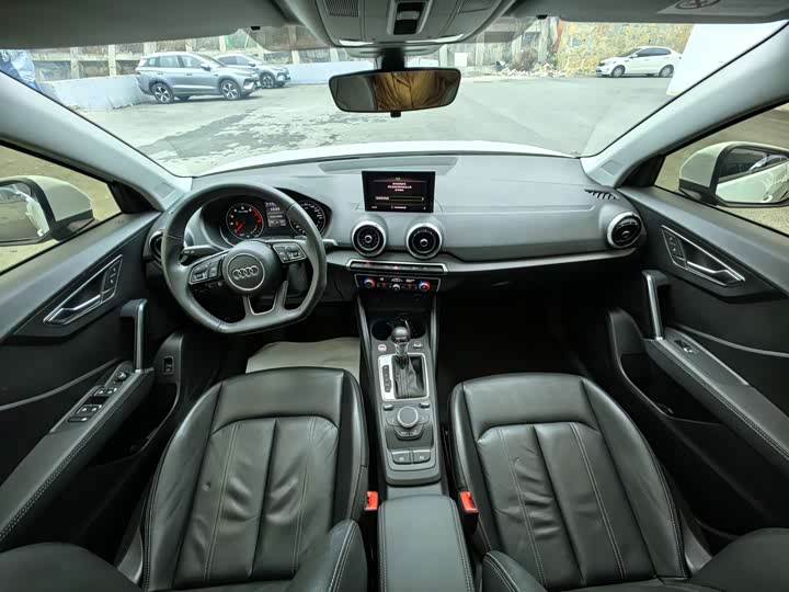 Фото 5 - Audi Q2L