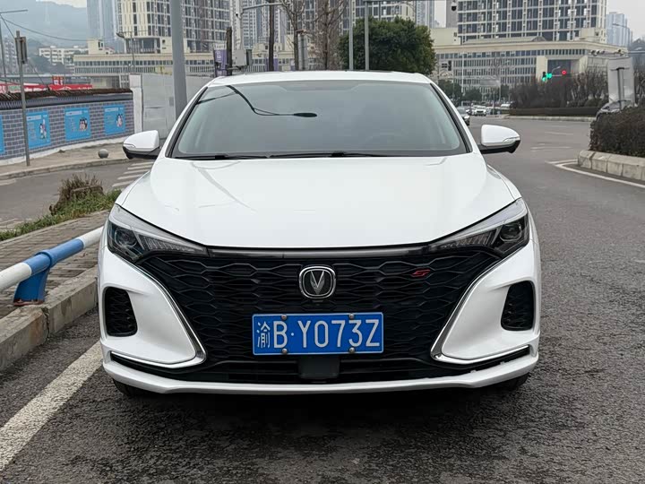 Фото 2 - Changan Eado Plus