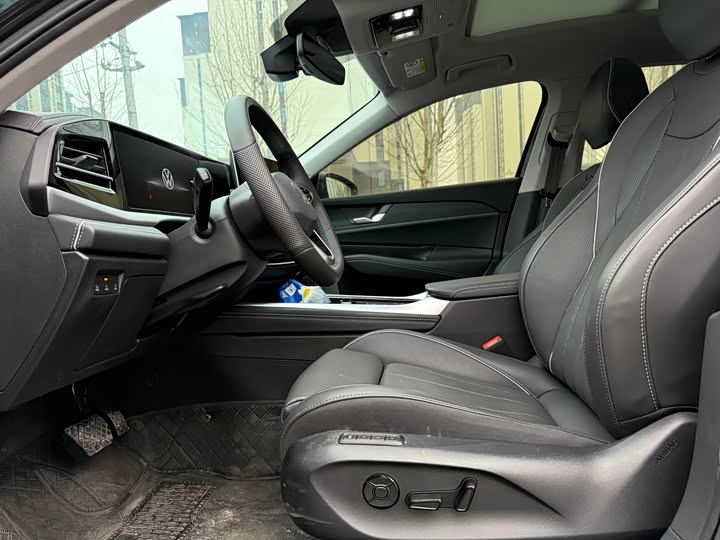 Фото 4 - Volkswagen Passat